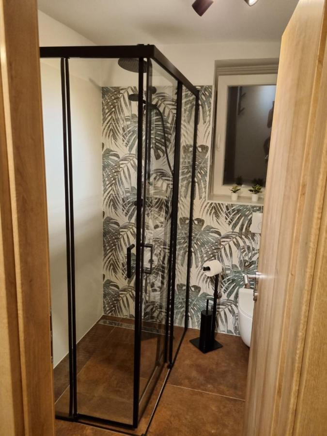 Apartman Ivano Cresアパートメント エクステリア 写真