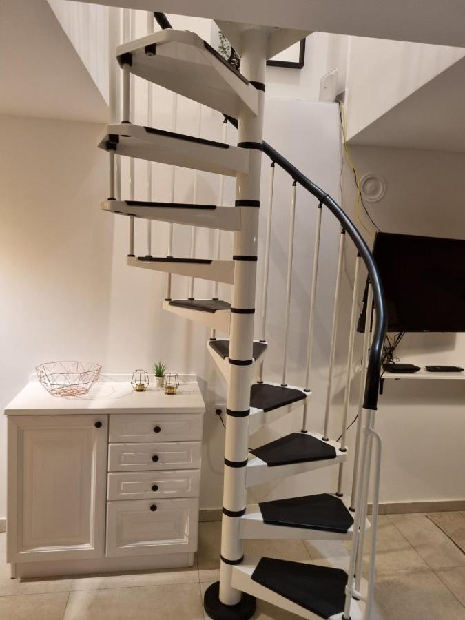 Apartman Ivano Cresアパートメント エクステリア 写真